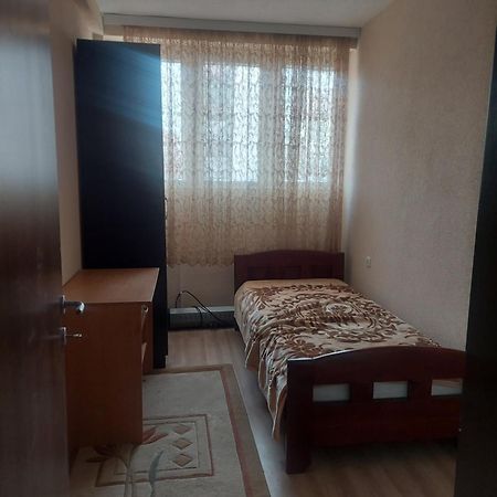Hana'S Luxury Apartment Skopje Zewnętrze zdjęcie